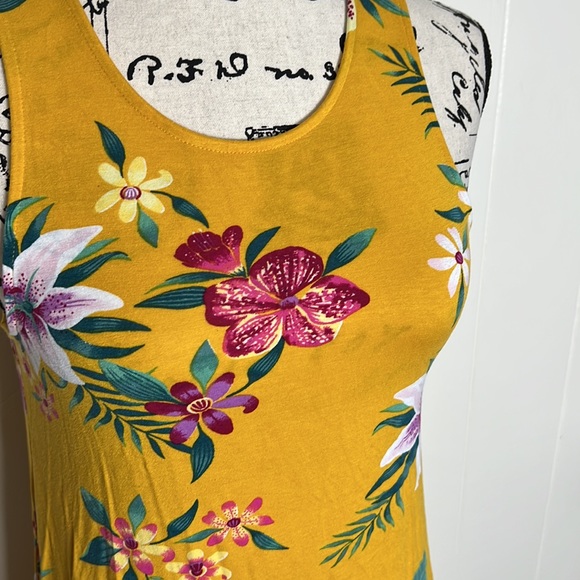 Old Navy Floral Shift Tank Dress - Picture 2 of 5